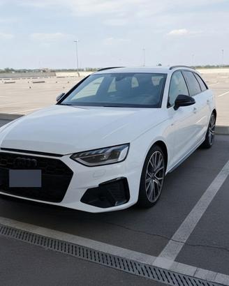 Audi a4 Avant 35 TDI S Line Edition MHEV 163 cv 