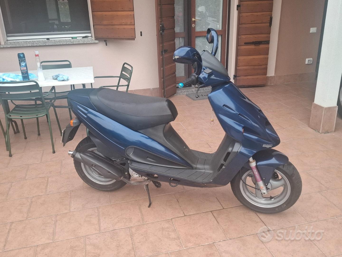 Malaguti Models Scooter Malaguti F10 50 Moto 50 Ciclomotori 50 Cc