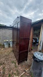 Armadio in legno 