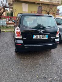 Toyoto Corolla Verso 2.2 Diesel