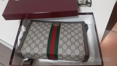 borsello pochet unisex Gucci 
