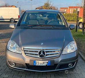 MERCEDES CLASSE A 180. CDI (2012)