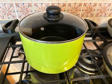 Beghoff – casseruola antiaderente con coperchio 24
