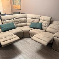 Divano Dondi salotti per 5 persone automatizzato