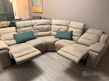 Divano Dondi salotti per 5 persone automatizzato