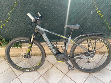 Scoot E-Scale 710 Plus
