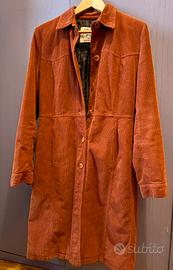 Cappottino Onyx in velluto a coste.