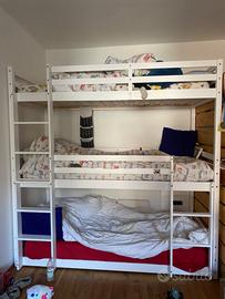 Letto a castello triplo quasi nuovo