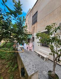 Appartamento+giardino+garage Zona Via Argenteria