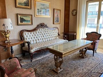 Salotto in stile classico