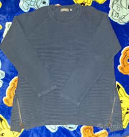 maglia blu scuro a costine