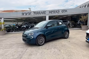 Fiat 500 Hybrid Torino 2026 / KM 0 IVA ESPOSTA Tua