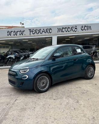Fiat 500 Hybrid Torino 2026 / KM 0 IVA ESPOSTA Tua