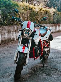 DERBI Mulhacen cafe 125 sbiellata