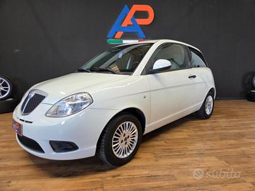 Lancia Ypsilon 3 Porte Ypsilon 1.2 8v New Oro (oro