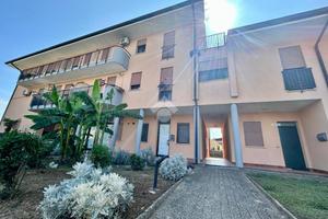 2 LOCALI A LUSIA