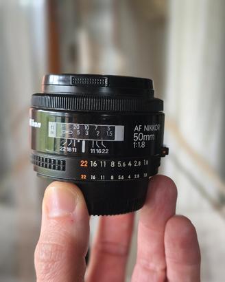 Nikon 50mm f/1.8 AF