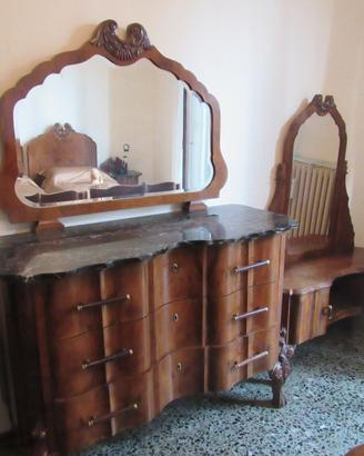 Cassettiera vintage con specchio, ripiano in marmo