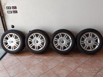 Cerchi in lega 16” + gomme invernali 205/55