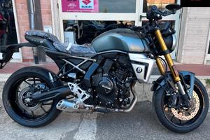 Suzuki GSX - 8T