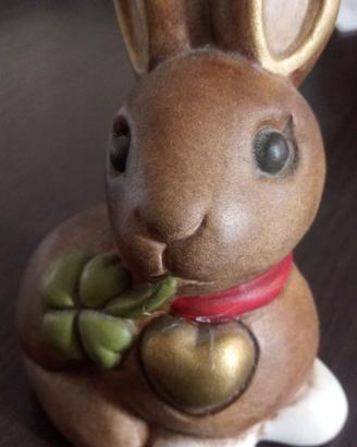 Coniglietto Thun con quadrifoglio portafortuna 