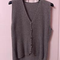 Gilet grigio di lana