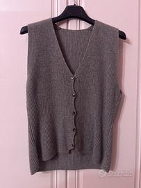Gilet grigio di lana