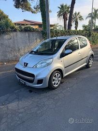 Peugeot 107 1.0 68CV 3p. Allure 2Tronic
