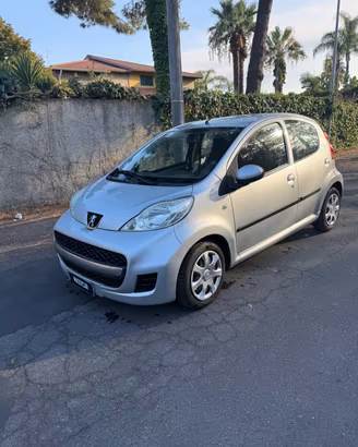 Peugeot 107 1.0 68CV 3p. Allure 2Tronic