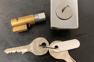 serrature NEIMAN  vespa NOS et3 PX