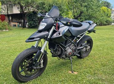 Ducati Hypermotard 796