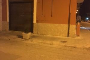 Locale commerciale mq 140 h 4.10