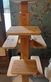 Scaffale di legno