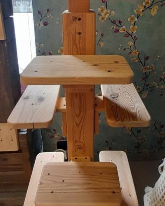 Scaffale di legno
