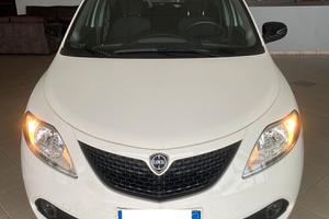Lancia Ypsilon 0.9 TwinAir 5 porte Metano Ecochic 