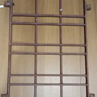 Grata fissa in ferro cm.43x64 usata