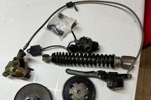 Pezzi scooter a poco