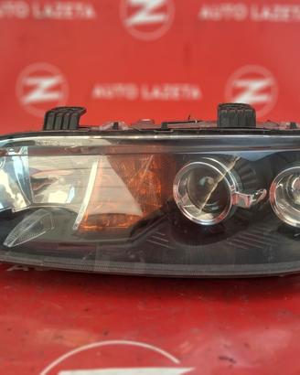 FANALE ANTERIORE SINISTRO Fiat Punto 188 Codice 08