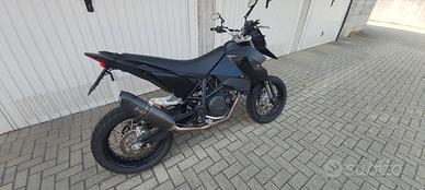 KTM 690 SM