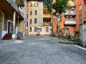 AUTORIMESSA A BOLOGNA