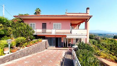 Villa Unica con giardino e Vista Mozzafiato