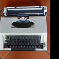 macchina da scrivere Remington 