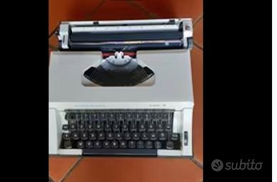 macchina da scrivere Remington 