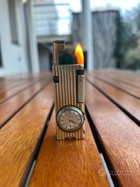 Accendino vintage con orologio