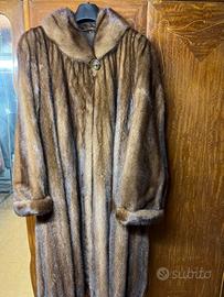 Pelliccia in visone lunga