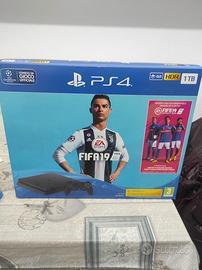 Playstation 4 slim 1Tb + ctr