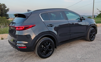 Kia sportage black edition