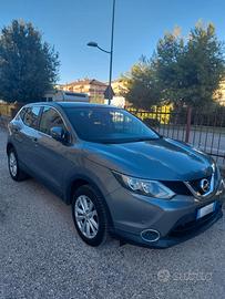 Nissan quasquai