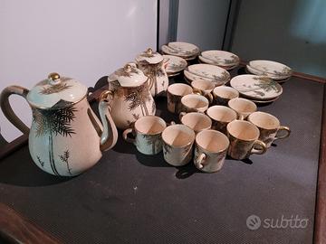 Servizio di ceramica orientale