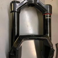 Forcella mtb Rock Shox domain 38mm 170  29 boost